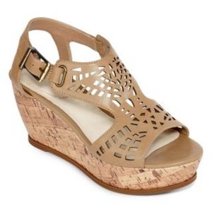 Studio Paolo Fargo wedge sandals taupe 6.5